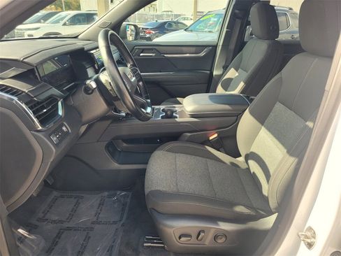 Certified 2025 GMC Acadia Elevation image 5