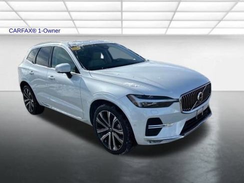 Certified 2023 Volvo XC60 B5 Ultimate image 3