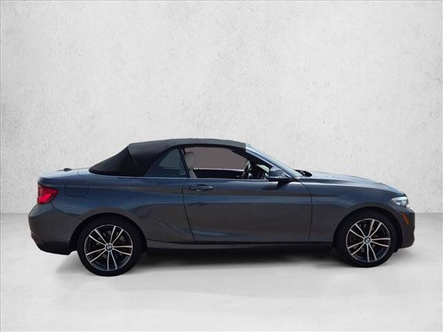 Used 2018 BMW 230i Convertible w/ Premium Package RWD image 4