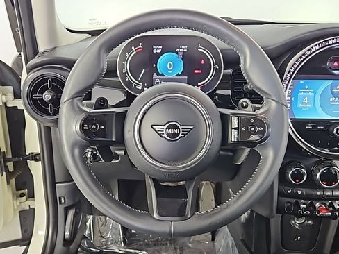 Certified 2023 MINI Cooper S image 27