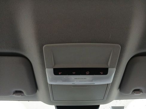 Used 2025 Nissan Sentra SR FWD image 15