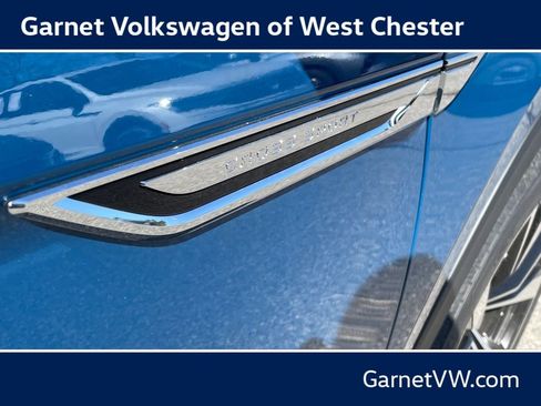 New 2026 Volkswagen Atlas Cross Sport SEL Premium R-Line AWD/4WD image 31