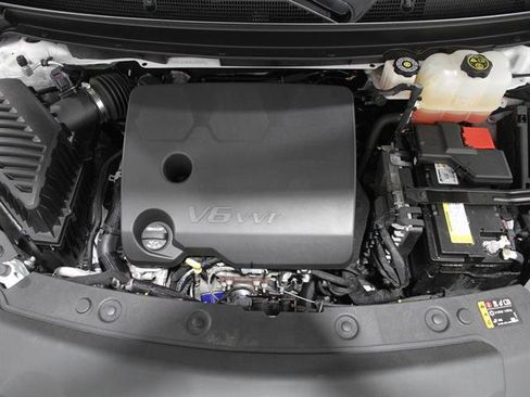 Used 2022 Buick Enclave Avenir w/ Avenir Technology Package image 23