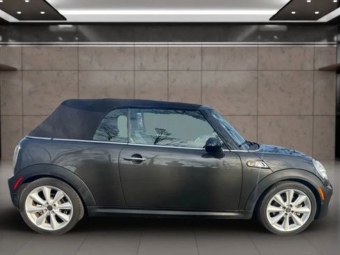 Used 2015 MINI Cooper S image 7