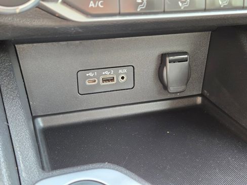 Used 2023 Nissan Sentra SV image 27