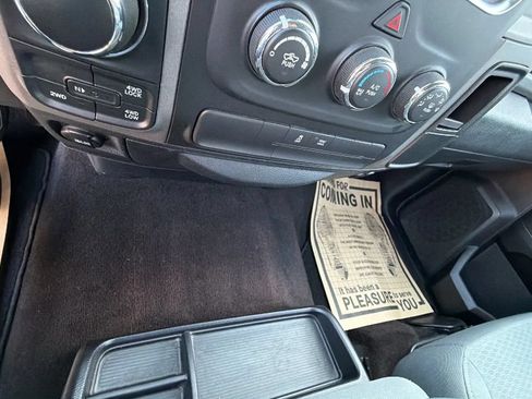 Used 2015 RAM 1500 Express AWD/4WD image 38