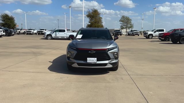 Used 2024 Chevrolet Blazer LT w/ Redline Edition FWD image 3