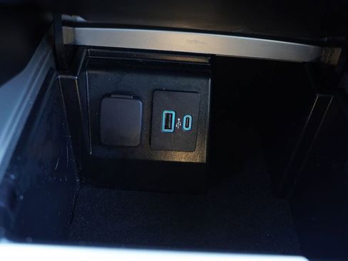 Certified 2023 Ford Explorer Limited w/ Equipment Group 301A image 30