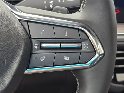 New 2026 Chevrolet Suburban Z71 image 34