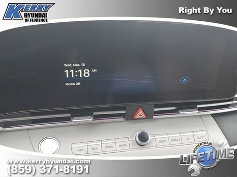 New 2026 Hyundai Elantra Limited image 27