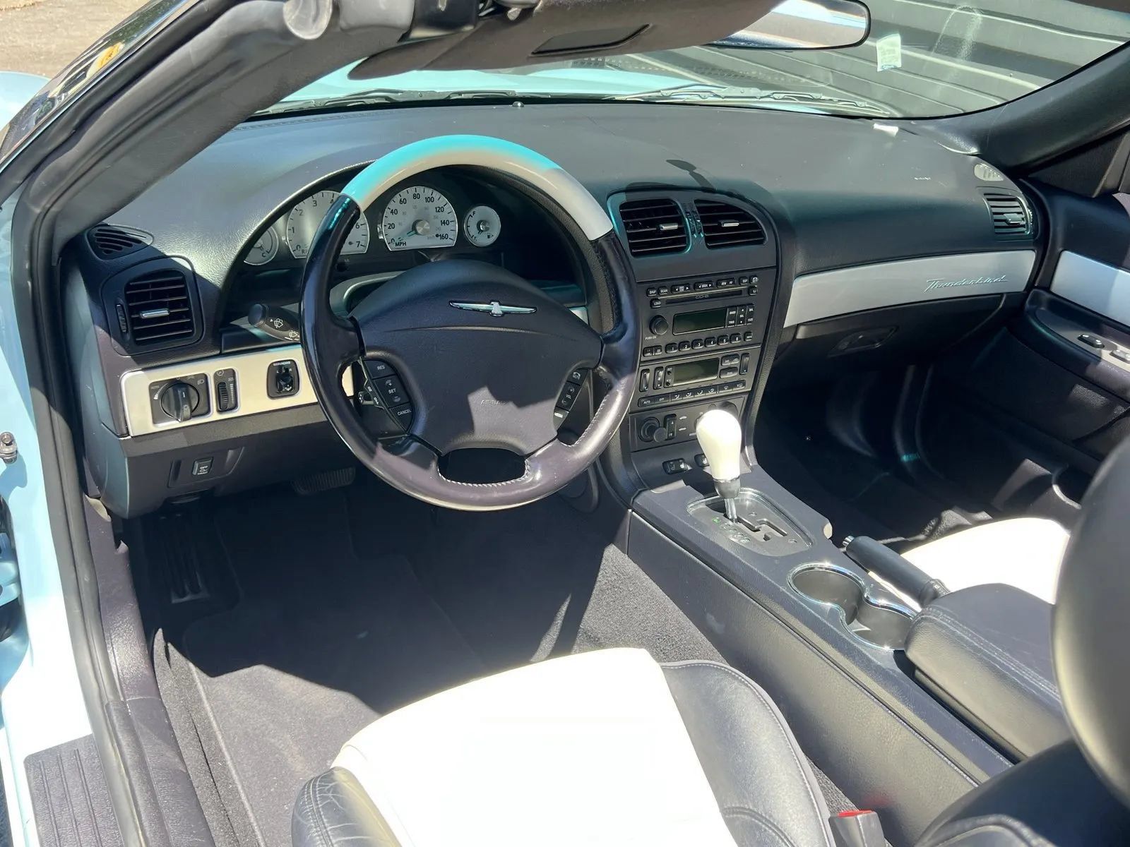 Used 2003 Ford Thunderbird RWD image 20