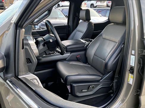 Used 2025 Ford F150 Lariat w/ Equipment Group 502A High image 20