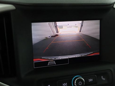 Used 2024 GMC Terrain SLE image 66