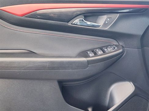 Certified 2025 Chevrolet TrailBlazer RS w/ Driver Confidence Package image 22