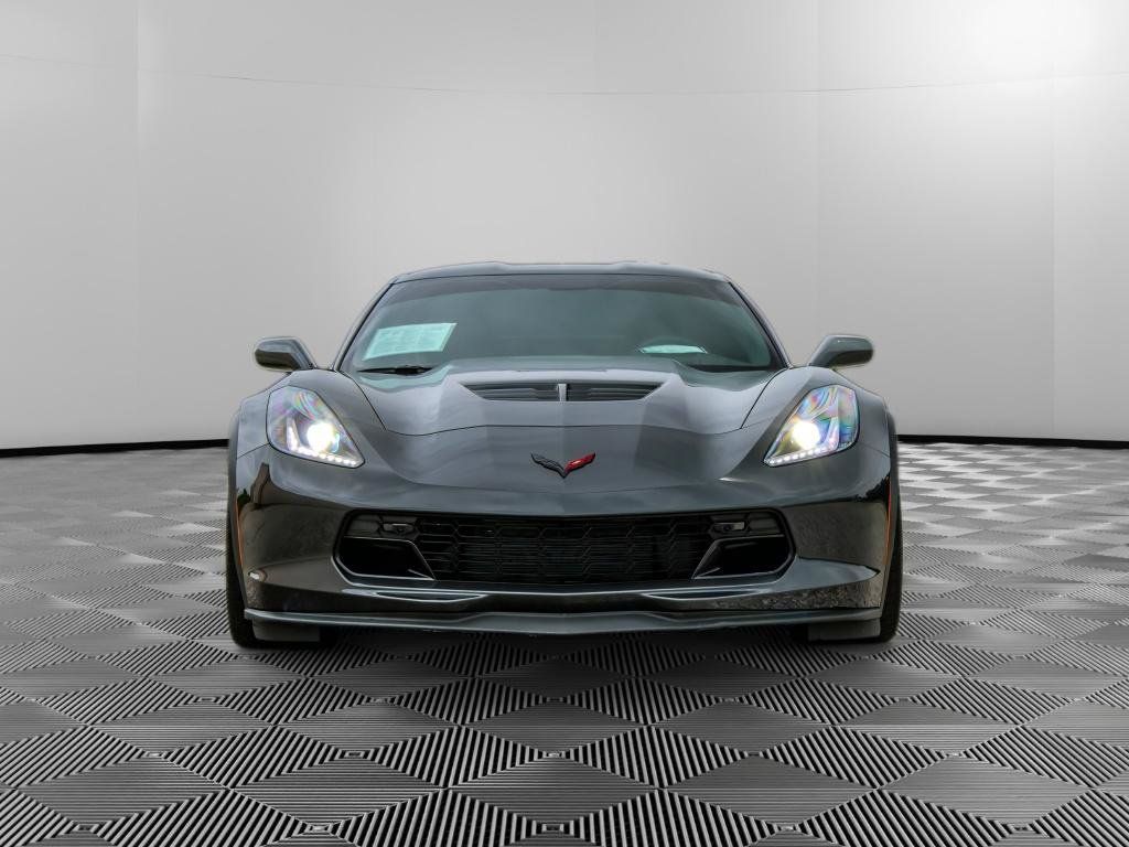 Used 2017 Chevrolet Corvette Z06 RWD image 5