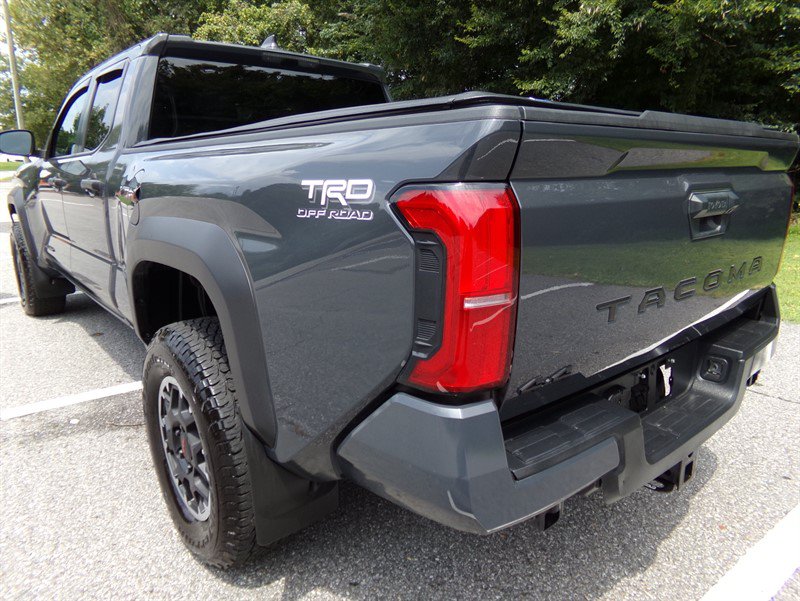 Used 2026 Toyota Tacoma TRD Off-Road AWD/4WD image 8