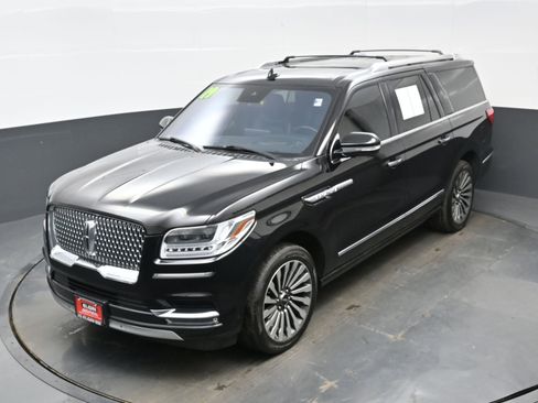 Used 2019 Lincoln Navigator L Reserve image 38