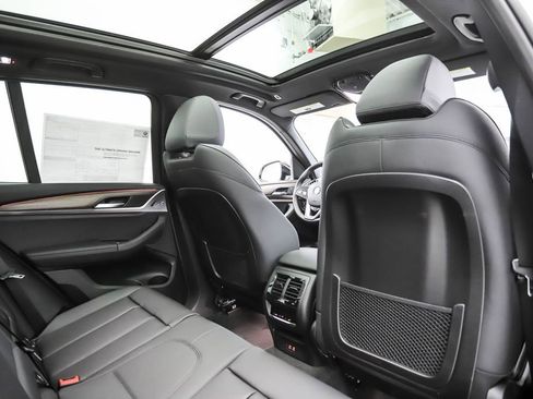 Used 2021 BMW X3 xDrive30i w/ Convenience Package (ZC2) image 39