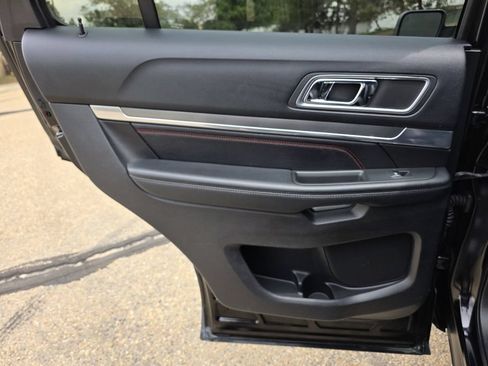 Used 2016 Ford Explorer Sport w/ Equipment Group 401A AWD/4WD image 14