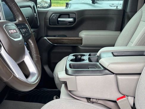 Certified 2020 GMC Sierra 1500 Elevation w/ Elevation Value Package RWD image 12