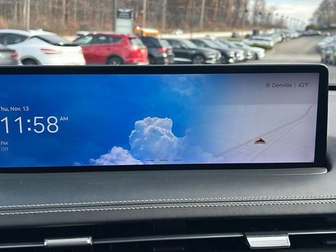 Used 2022 Genesis GV70 2.5T w/ Sport Prestige Package image 31