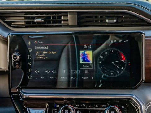 Used 2025 GMC Sierra 2500 Denali Ultimate image 24