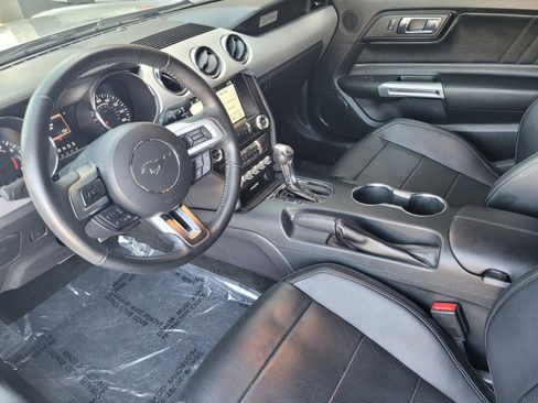 Used 2016 Ford Mustang GT Premium w/ Equipment Group 401A RWD image 14