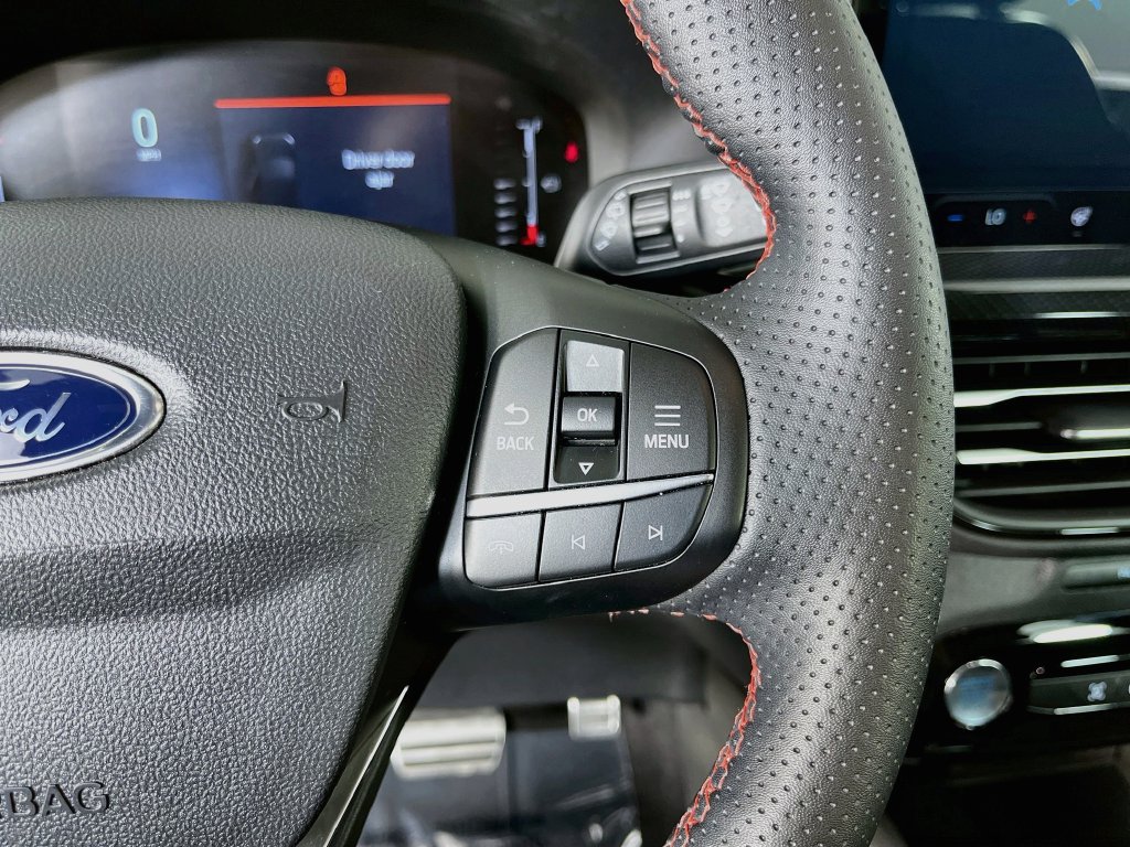 Used 2024 Ford Escape ST-Line w/ Tech Pack #1 FWD image 14