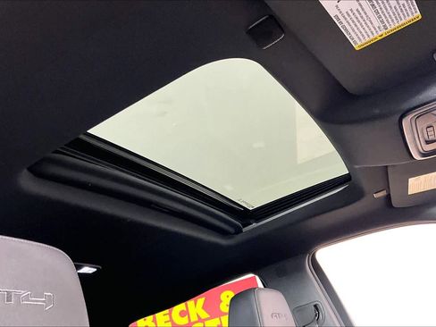 Certified 2022 GMC Sierra 1500 AT4 w/ AT4 Premium Package image 12