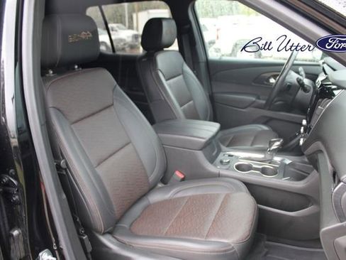 Used 2022 Chevrolet Traverse High Country w/ LPO, Floor Liner Package image 10