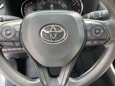 Certified 2024 Toyota RAV4 XLE w/ Convenience Package FWD image 21