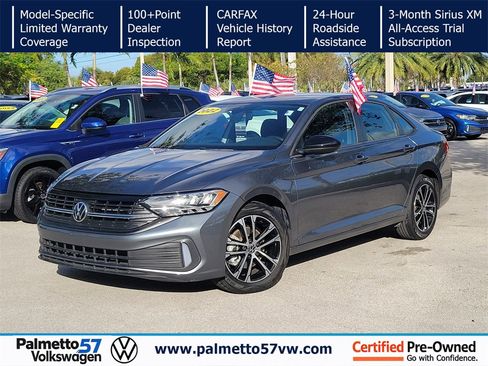 Certified 2022 Volkswagen Jetta Sport image 1