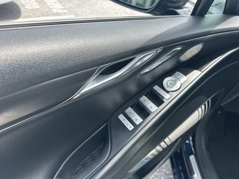 Used 2023 Genesis G70 2.0T w/ Sport Prestige Package AWD/4WD image 17