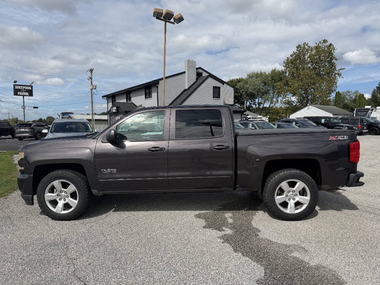 Used 2016 Chevrolet Silverado 1500 LT w/ Texas Edition AWD/4WD image 4