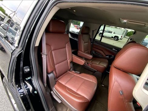 Used 2015 Chevrolet Tahoe LTZ RWD image 19