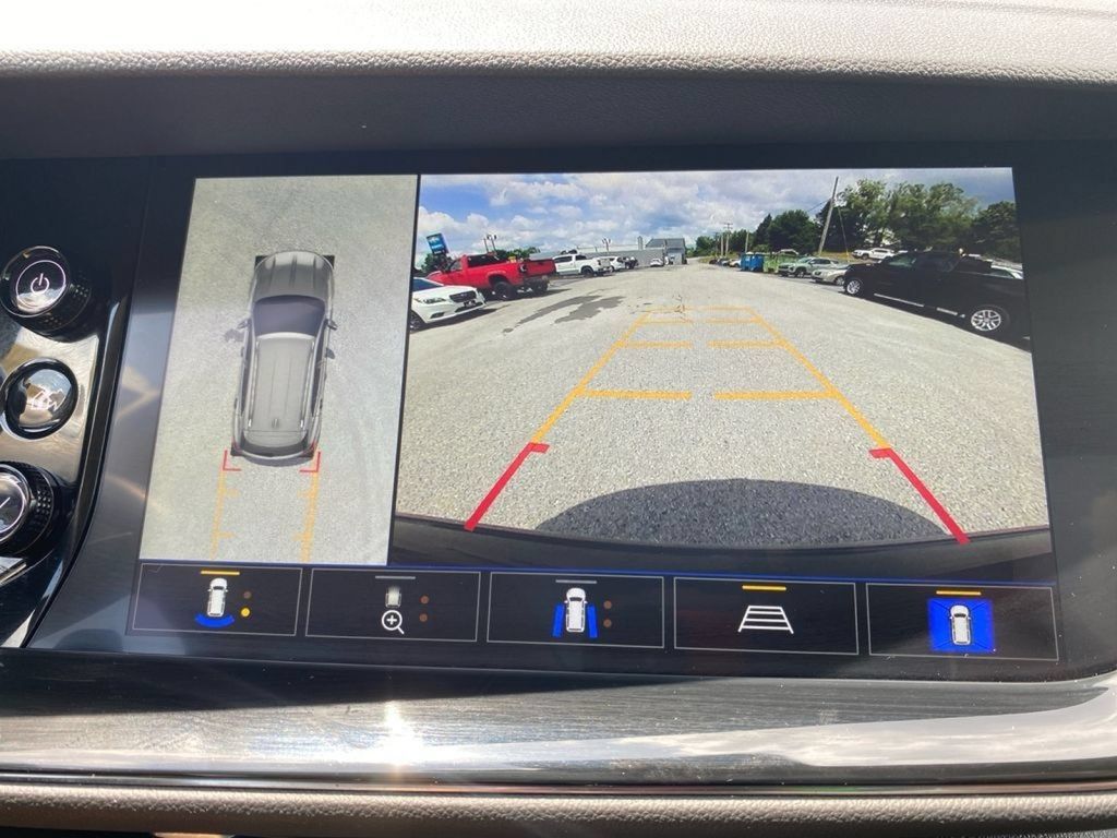 Used 2023 Buick Envision Avenir AWD/4WD image 26