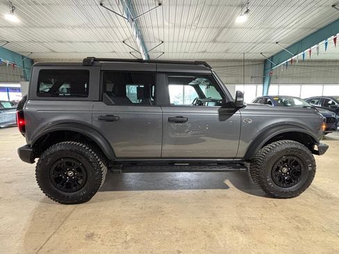 Used 2022 Ford Bronco Wildtrak image 8