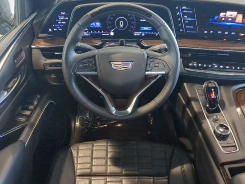 Used 2022 Cadillac Escalade Sport Platinum AWD/4WD image 14