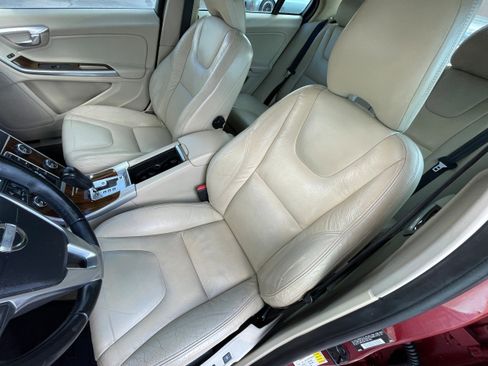 Used 2012 Volvo S60 T5 image 13