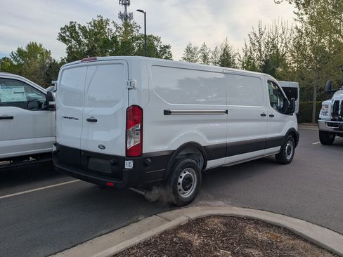 New 2026 Ford Transit 250 Low Roof w/ Load Area Protection Package RWD image 4