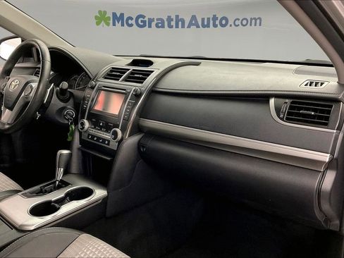 Used 2012 Toyota Camry SE FWD image 17