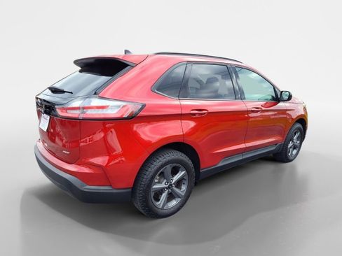 Used 2023 Ford Edge SEL w/ Sport Appearance Package image 7