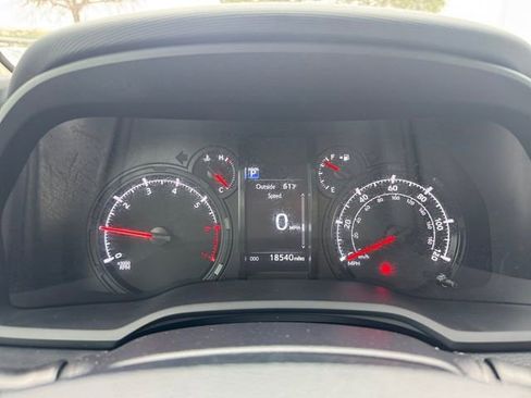 Used 2023 Toyota 4Runner SR5 Premium image 9