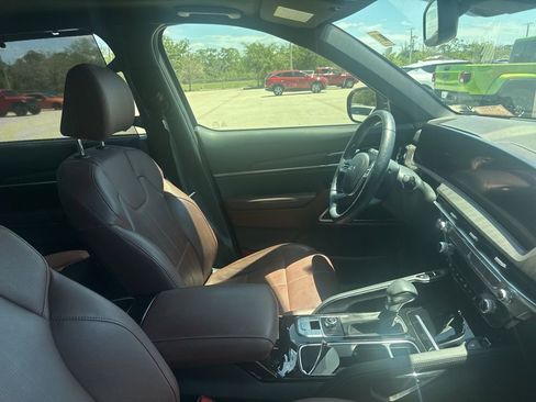 Used 2024 Kia Telluride SX image 12