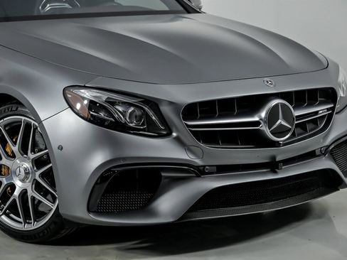 Used 2019 Mercedes-Benz E 63 AMG S image 3