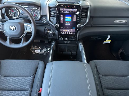 New 2026 RAM 1500 4x4 Crew Cab image 12