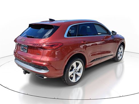 New 2025 Audi Q5 Premium Plus image 4