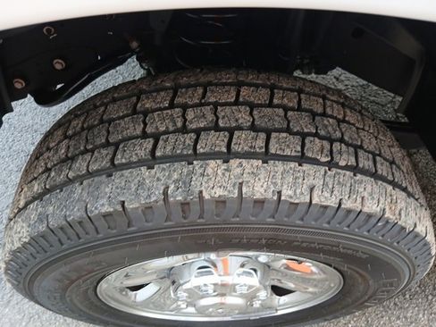 Used 2024 RAM 3500 Tradesman w/ Chrome Appearance Group image 23