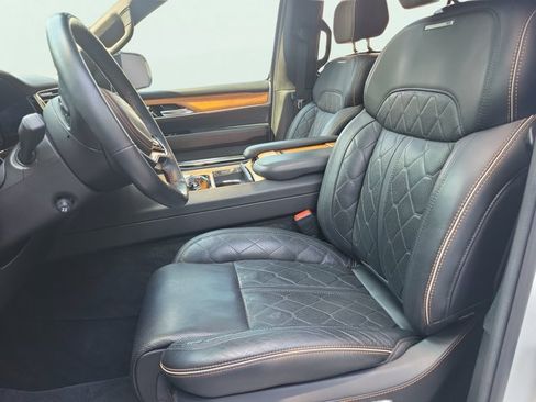 Certified 2023 Jeep Grand Wagoneer Series III AWD/4WD image 24