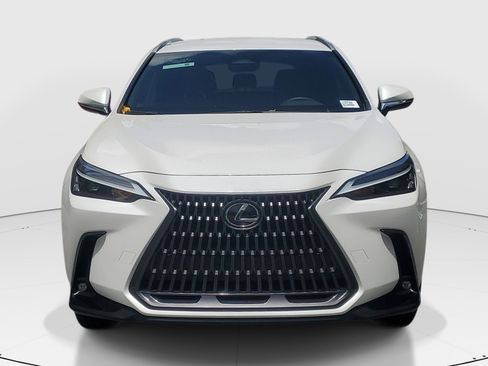 Used 2024 Lexus NX 250 FWD w/ Towing Package (2000 Lbs) image 2